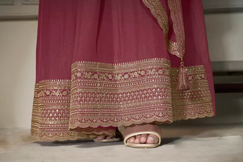 sukartaa dola embroidered gown with dupatta – heavy zari work | onion