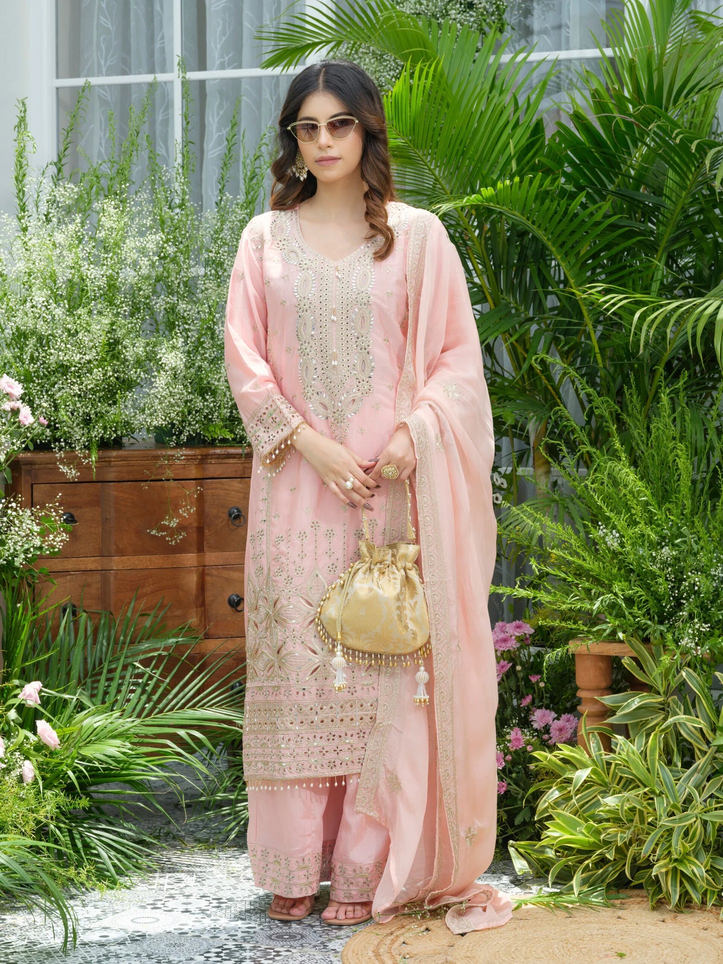 sukartaa stylish partywear suit set in pure chinon with mirror & zari work – pink