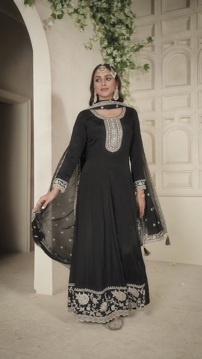 Sukartaa Dola Embroidered Gown with Dupatta – Heavy Zari Work |BLACK